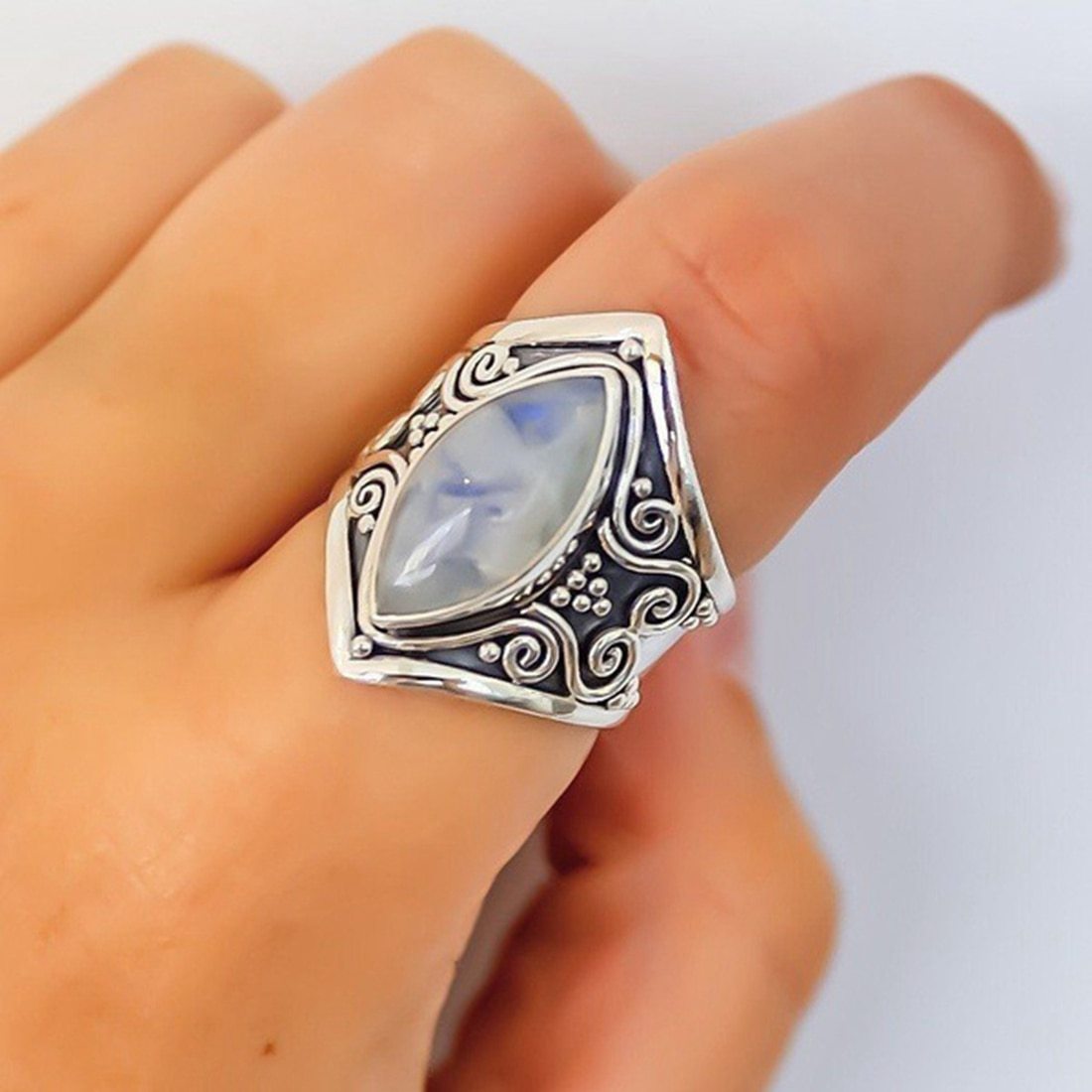 Vintage Silver Bohemian Fashion Stone Ring - The Young Hippie